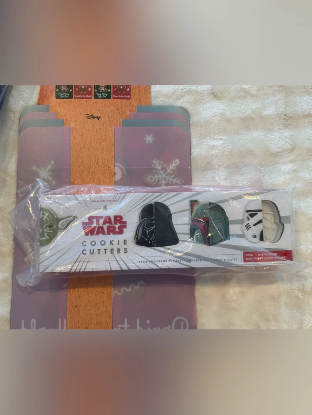 NEW Star Wars Cookie Baking Set 8 Cutters and 4 Cutting Mats